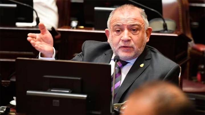 Luis Juez lloró y exigió disculpas públicas de Gordo Dan tras ataque en redes