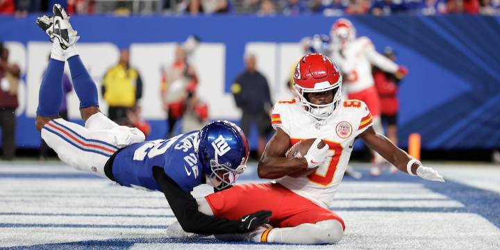 Tyquan Thornton’s breakout performance lifts Chiefs to first win of the season