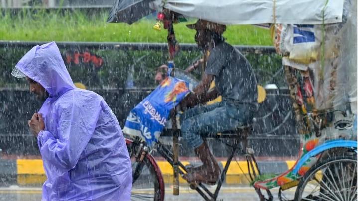 IMD Declares Red Alert: Heavy Rain Warning For Gujarat, Bengal, North