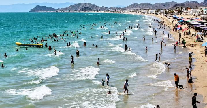 Mientras EE.UU. pierde visitantes, en México se dispara el turismo internacional
