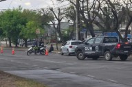 Murió un motociclista y su acompañante se encuentra grave tras chocar contra una columna