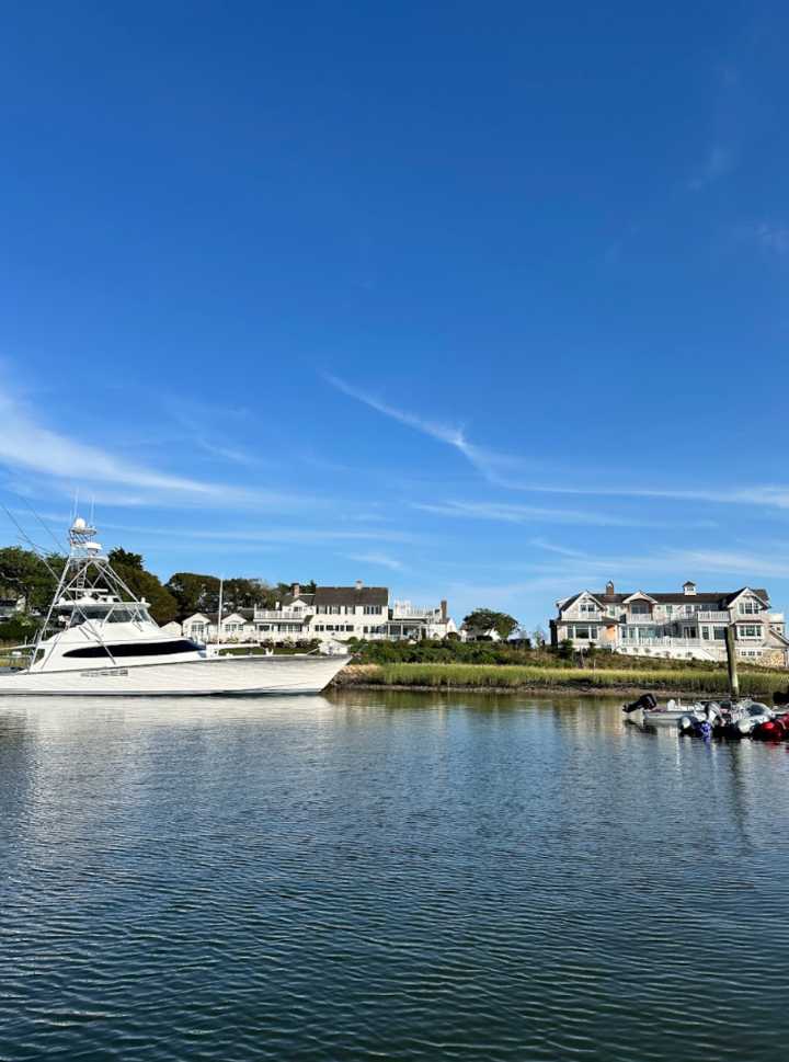 Cape Cod Harbor Cruise: A look at the coastal experience