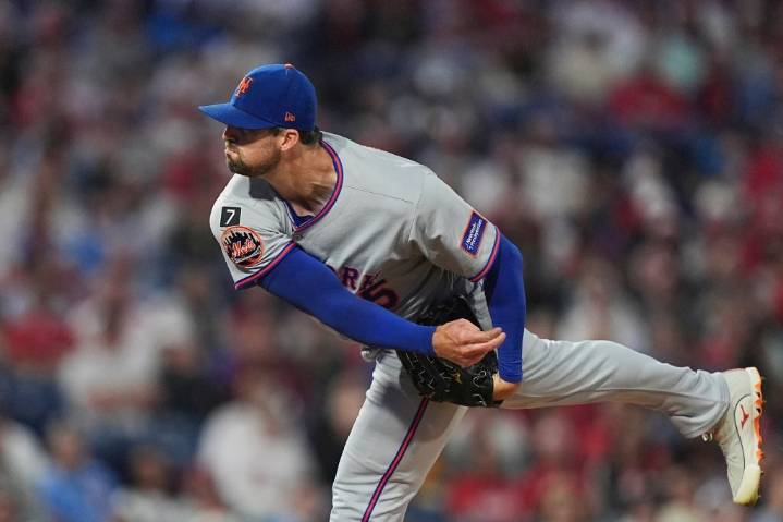 Clay Holmes falls apart while Mets' offense struggles in loss to Phillies