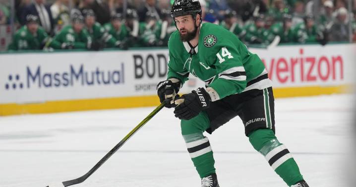 Dallas Stars captain Jamie Benn out  to undergo surgery for a collapsed lung