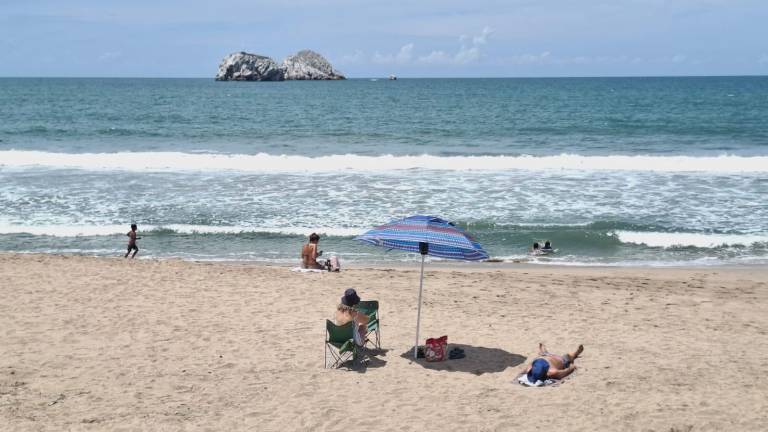 Sensación térmica en Mazatlán alcanzó el lunes los 45 grados
