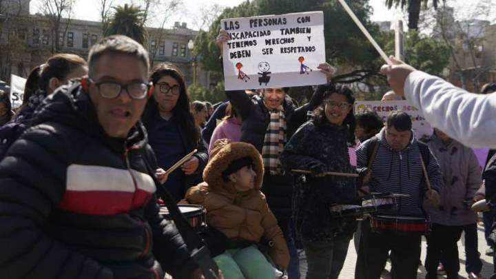 Discapacidad: reclamo ante la Defensoría del Pueblo y anuncio de marcha federal