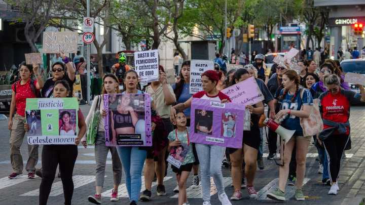 Catamarca se manifestó en la Plaza 25 de Mayo por el triple crimen en La Matanza