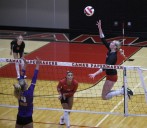 Camas volleyball beats Columbia River in another tough early