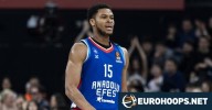 Efes sits Dozier, labels Larkin as a game