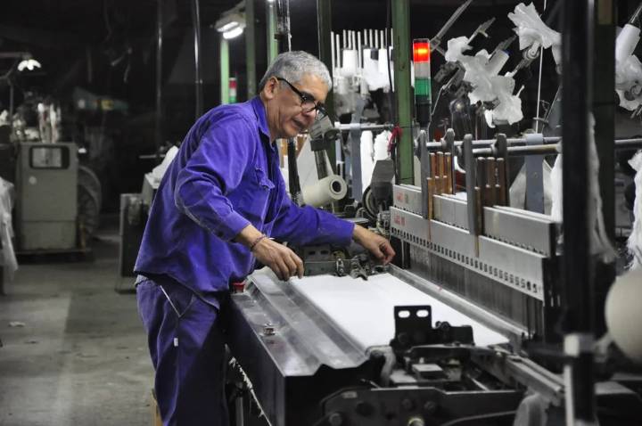 Provincia prorrogó la emergencia económica y tarifaria para empresas recuperadas