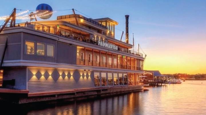 Scuba-Suit-Clad Thief Steals Thousands of Dollars From Floating Disney World Restaurant in Heist Ripped Right Out of the Movies
