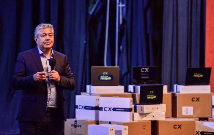 Figueroa propone que las becas Gregorio Álvarez sean «política de Estado» más allá de su gestión