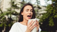 Se acabó el misterio: la ciencia explica por fin por qué estornudas sin control cuando miras al sol