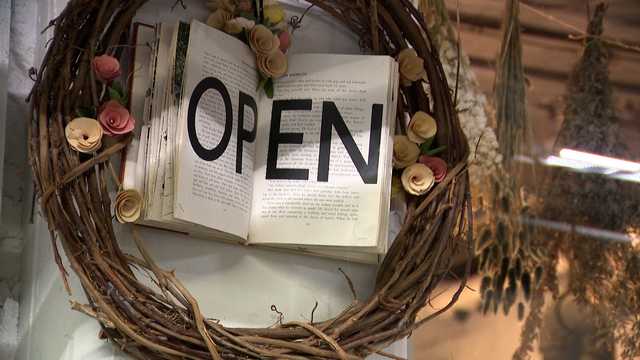 Local vendors market takes over the Mellwood Arts Center