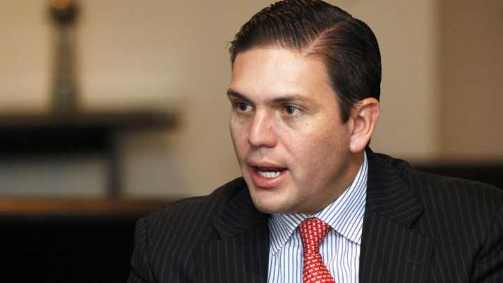 Empresarios piden al exministro Juan Carlos Pinzón que asuma una candidatura presidencial: 'Colombia necesita un timón firme'