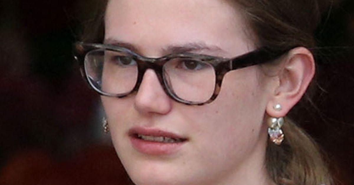 Ben Affleck's Daughter Violet, 19, Begs U.N. To Bring Back Facemasks