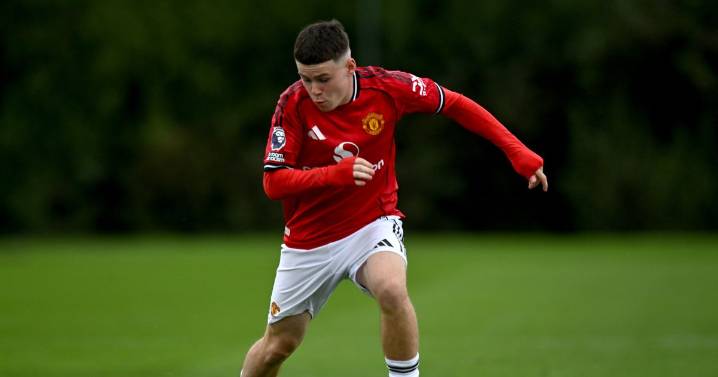 9 former Man United players with wonderkid sons as Kai Rooney shares heartbreaking update