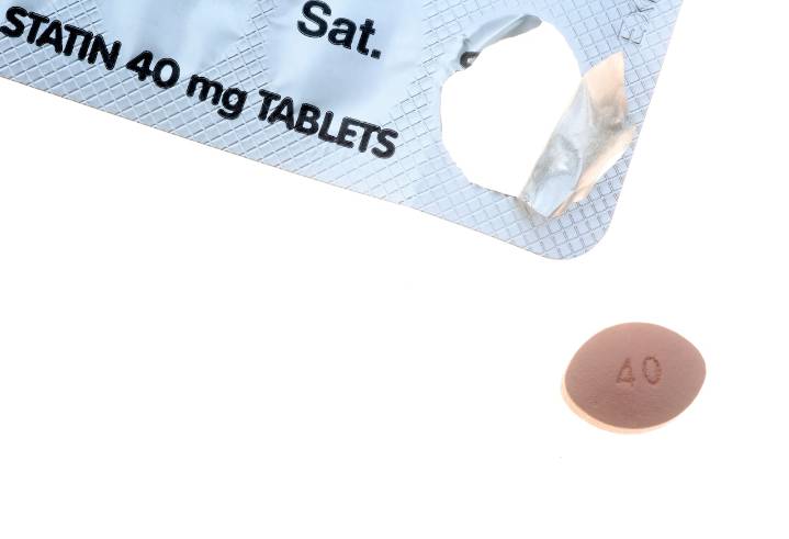 Dear Doctor: How do doctors calculate absolute risk reduction numbers when considering use of statins?