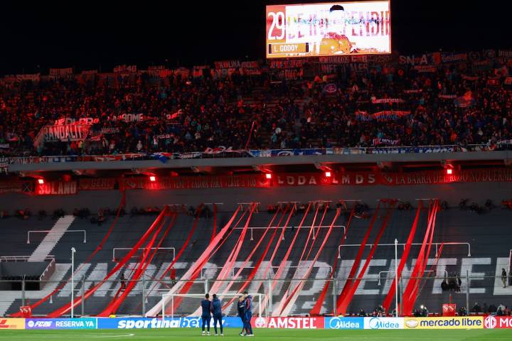 Vuelco total: Independiente logra revertir duro castigo tras los incidentes ante la U en Avellaneda