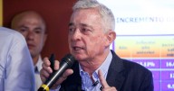 Álvaro Uribe vuelve a la política: irá al Senado en lista cerrada del Centro Democrático