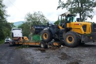 Atienden mega derrumbe de Chapulhuacán con maquinaria pesada