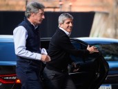 Los Caputo, en alerta: viaje secreto a Nueva York, rosca con fondos extranjeros y tensión por el dólar