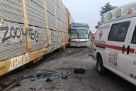 Sube a 10 el número de muertos en accidente de Atlacomulco