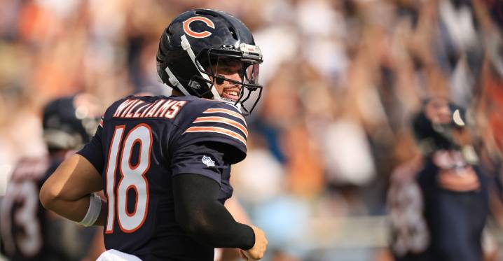 Bears bounce back with offensive onslaught in win over Cowboys