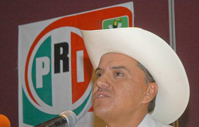Vinculan a ex Gobernador priista de Nayarit por lavado de 156 millones de pesos