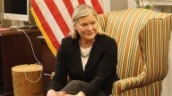 Trump Should Fire D.C. Workers If Dems Don’t Blink In Shutdown Standoff, Lummis Says