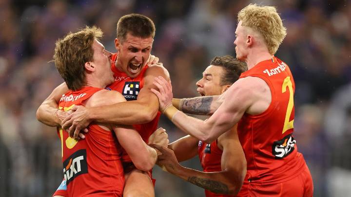 AFL finals 2025: David Swallow kicks match-winning point to seal Gold Coast Suns victory over Fremantle, remarkable reaction