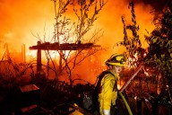 Quick-moving wildfire scorches historic California gold mining town, burning multiple homes