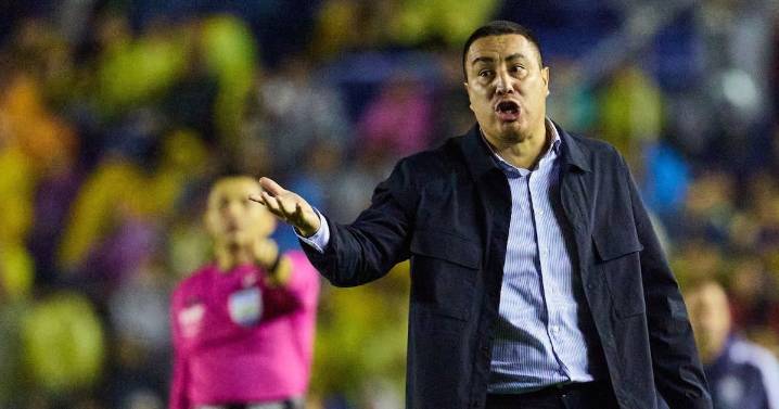 Revelan la razón por la que César Ramos expulsó a Efraín Juárez en el América vs Pumas