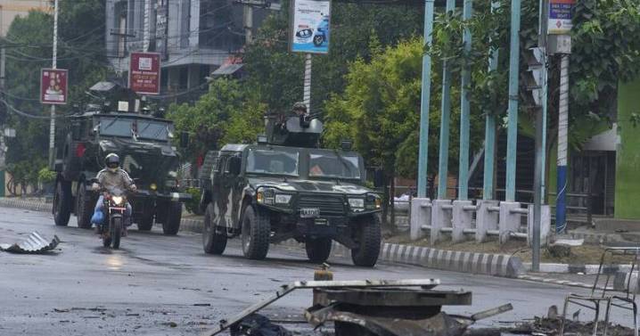 Soldiers patrol Nepal's capital after deadly protests