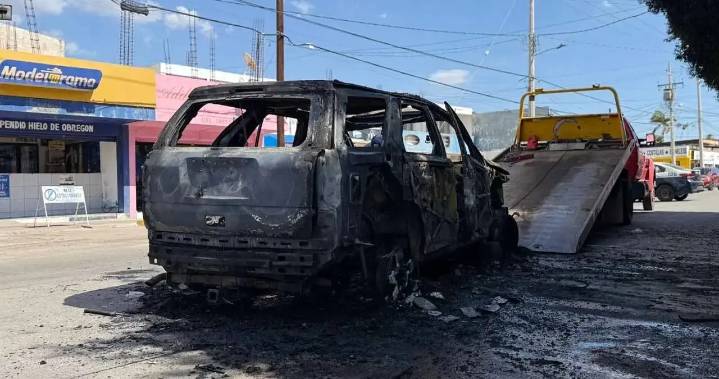 Pide cajemense reparación de daños tras caer en alcantarilla