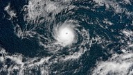 Category 4 Hurricane Kiko heads towards Hawaii