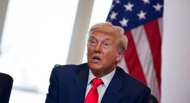 Trump amenaza con derribar aviones venezolanos y revive el histórico Departamento de Guerra