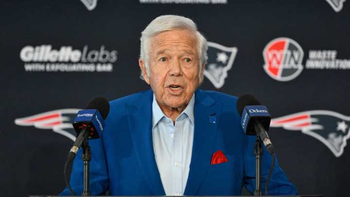Robert Kraft Reportedly Selling Minority Stakes In Patriots Through Twin Deals