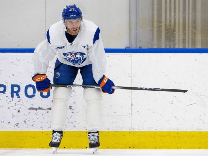 Why exactly is Connor McDavid holding out on a contract extension?