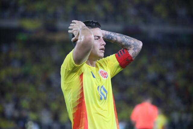 Hinchas de Venezuela piden “manito” a Colombia para clasificar al Mundial