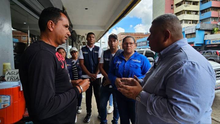 Reubican a 32 comerciantes informales en mercados municipales de Maturín