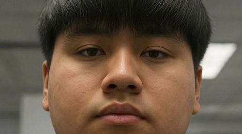 Triple crimen: Difunden foto de "Pequeño J"