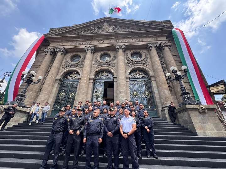 Buscan declarar el 25 de enero como el Día de la y el Bombero de la CDMX