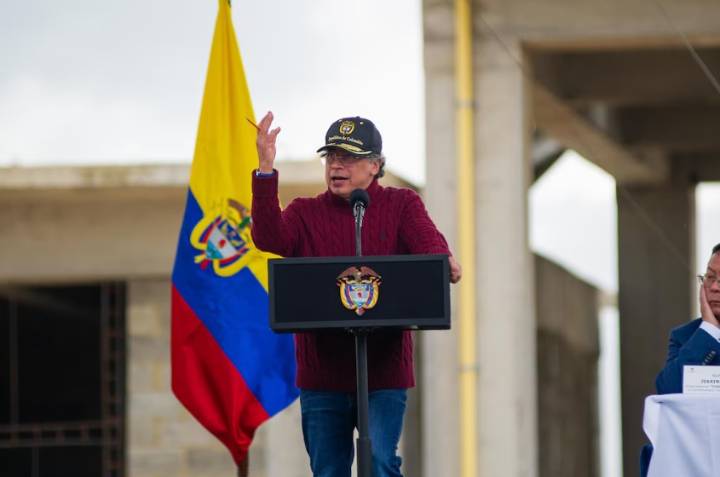 Petro a Trump al acusarlo de un presunto aumento del cultivo de coca: “a mí no me amenace”