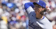 Hernández's 4 hits helps Dodgers to 10-2 win, drops Giants 1 1/2 games back for last NL wild card