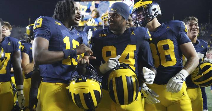 Michigan visits Oklahoma and Iowa heads to Iowa State in this week's top games on Big Ten schedule