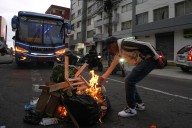 Una nueva jornada de protestas derivó en una persona muerta, 17 militares secuestrados y una docena de heridos