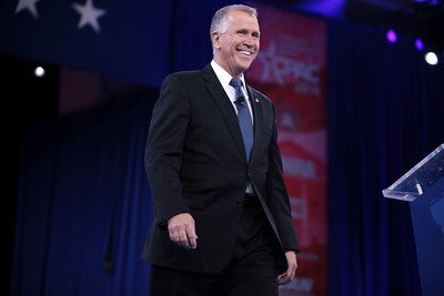 GOP scoffs as it hurls Dem threat back at Schumer