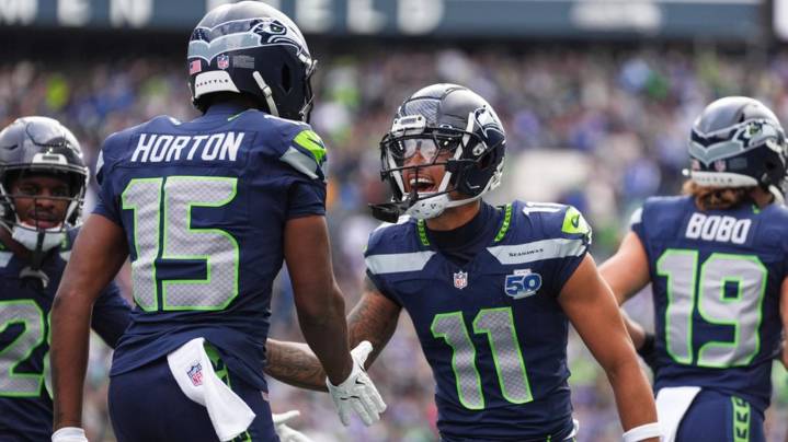 Tory Horton returns punt 95 yards for TD and has TD catch in Seahawks' 44