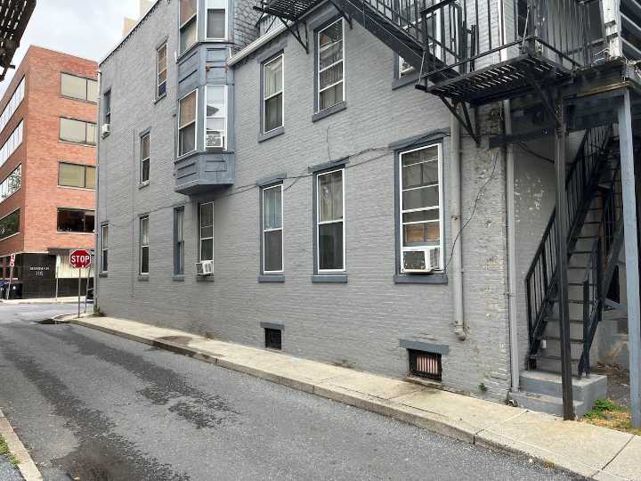 Harrisburg woman admits she conspired with husband in beating death of visitor in their home